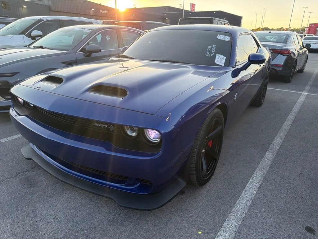 Used 2020 Dodge Challenger SRT Hellcat w/ Plus Package RWD image 1