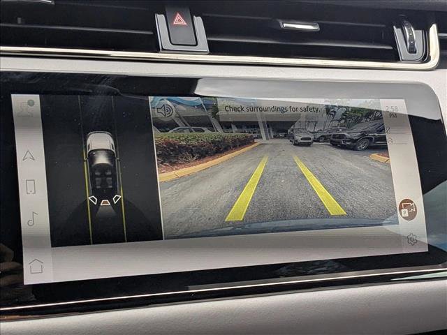 Used 2023 Land Rover Range Rover Evoque R-Dynamic SE image 13