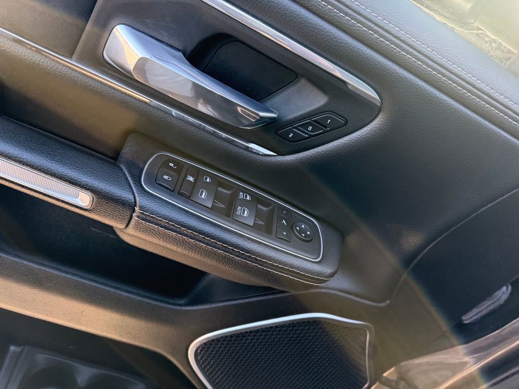 Used 2022 RAM 1500 Laramie w/ Sport Appearance Package image 11