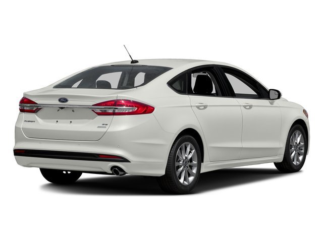 Used 2017 Ford Fusion SE w/ Fusion SE Technology Package FWD image 2