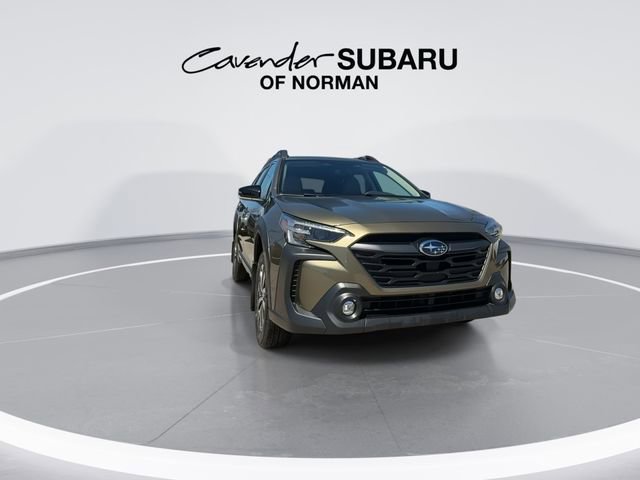 Used 2025 Subaru Outback Premium image 2