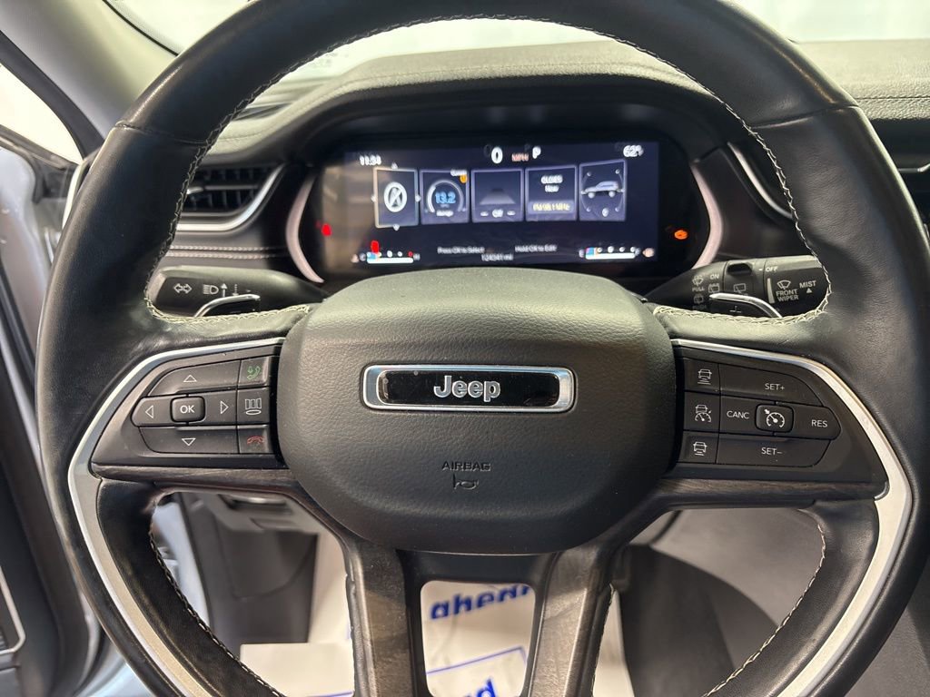 Used 2021 Jeep Grand Cherokee L Limited w/ Luxury Tech Group II image 10