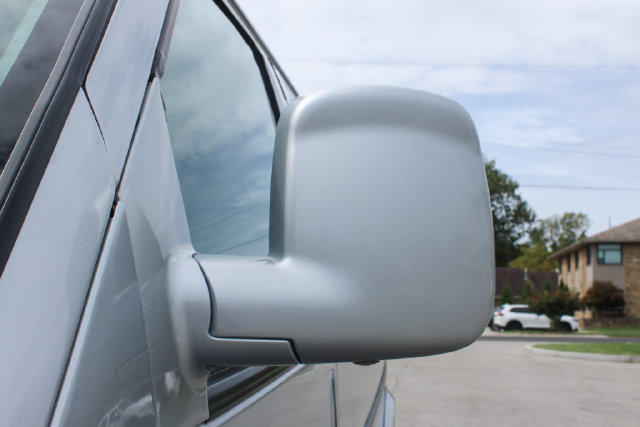 Used 2017 Chevrolet Express 2500 RWD image 7