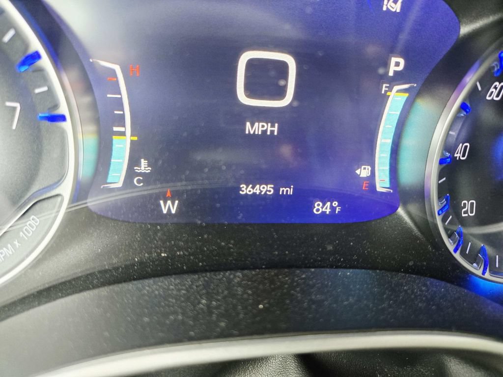 Used 2025 Chrysler Pacifica Select FWD image 23