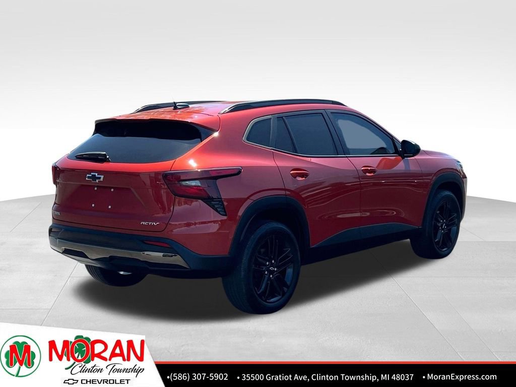 Certified 2024 Chevrolet Trax ACTIV w/ Driver Confidence Package FWD image 5