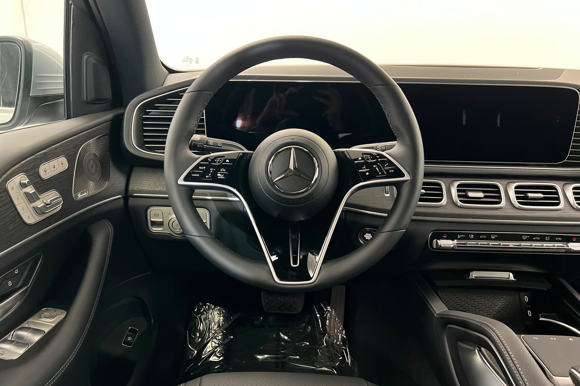 New 2026 Mercedes-Benz GLE 450 4MATIC image 12