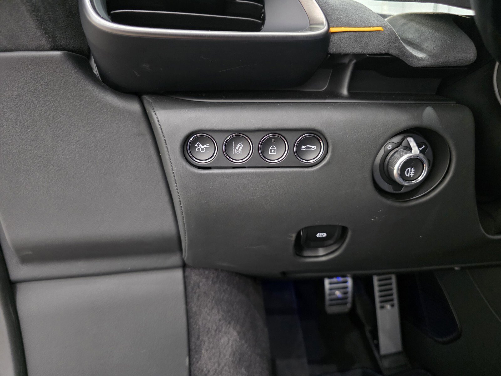 New 2026 McLaren Artura Spider image 16