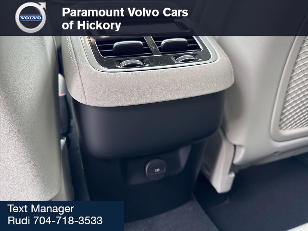New 2026 Volvo XC90 B6 Ultra w/ Protection Package image 19