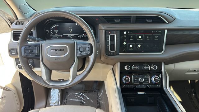Used 2022 GMC Yukon XL Denali AWD/4WD image 9