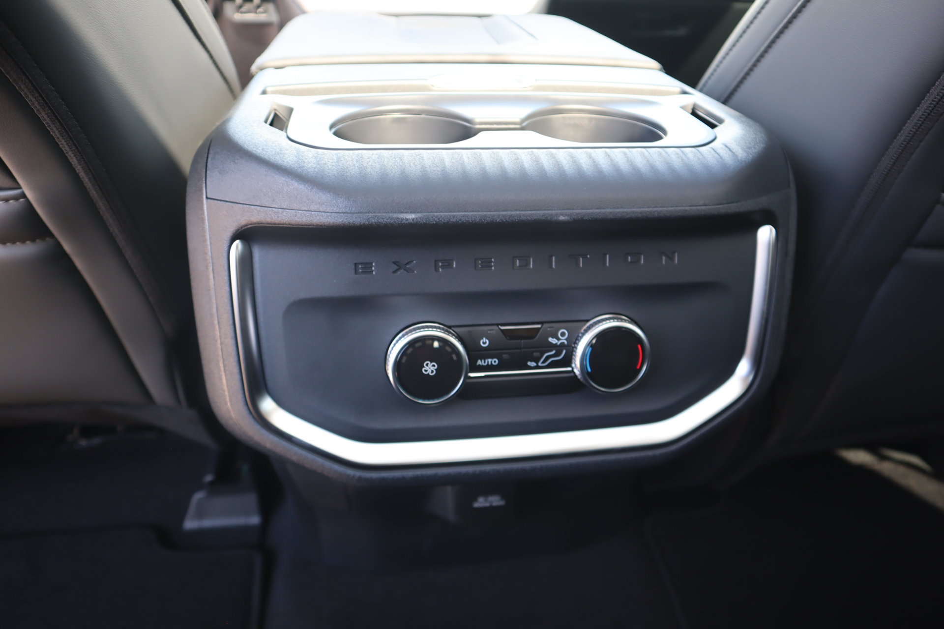 New 2027 Ford Expedition Active AWD/4WD image 17