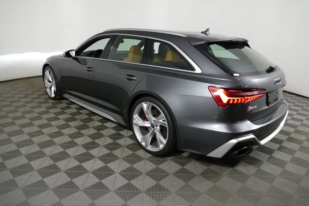 Used 2022 Audi RS 6 AWD/4WD image 5