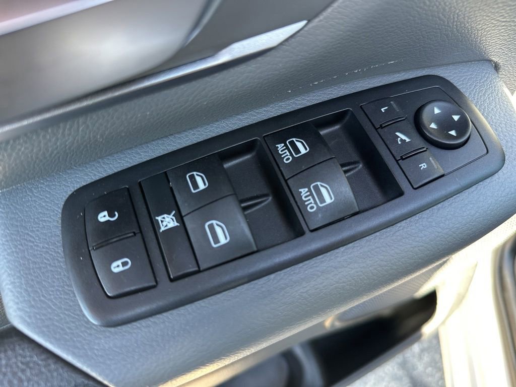 Used 2019 RAM 1500 Big Horn AWD/4WD image 16