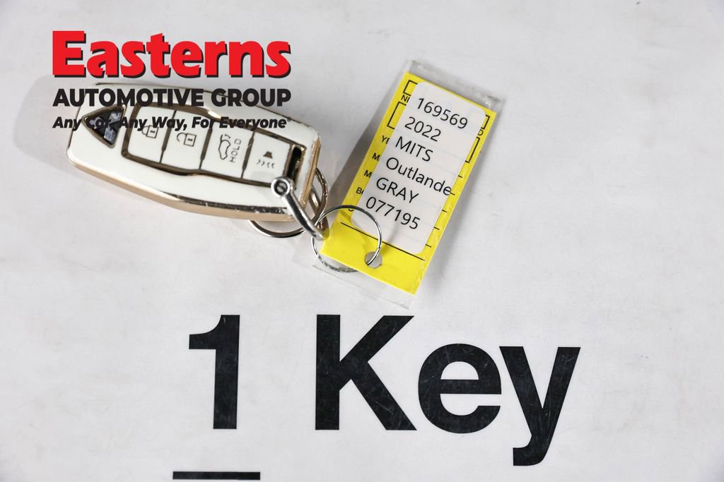 Used 2022 Mitsubishi Outlander SE FWD image 23