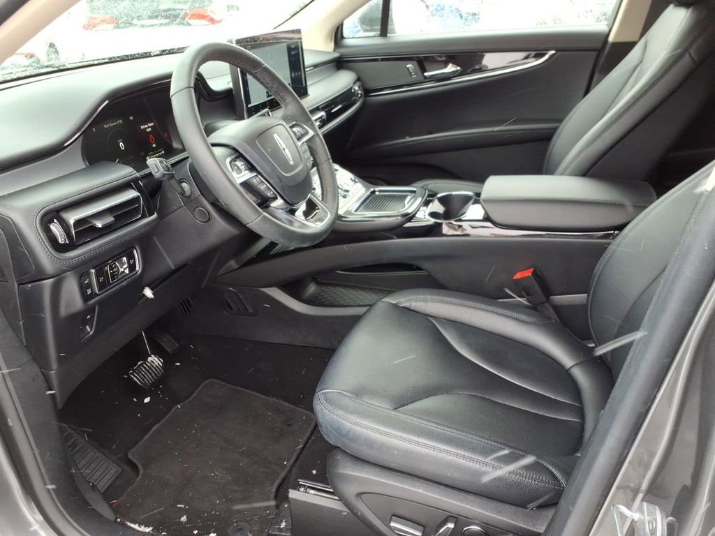 Certified 2023 Lincoln Nautilus AWD w/ Premium Package image 9