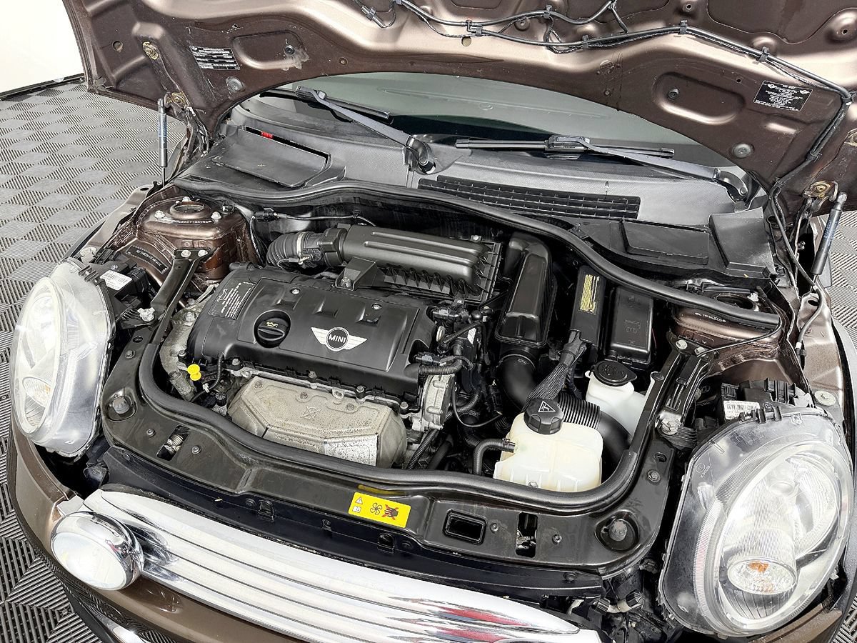 Used 2012 MINI Cooper Convertible FWD image 25