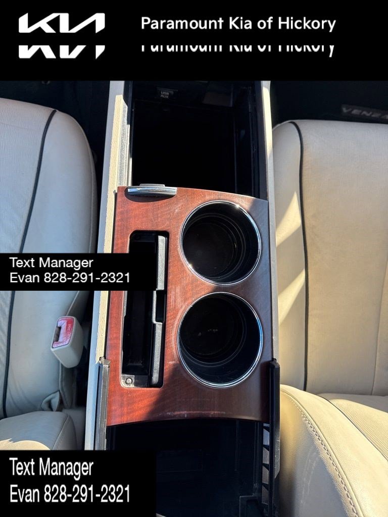 Used 2011 Toyota Venza AWD image 28