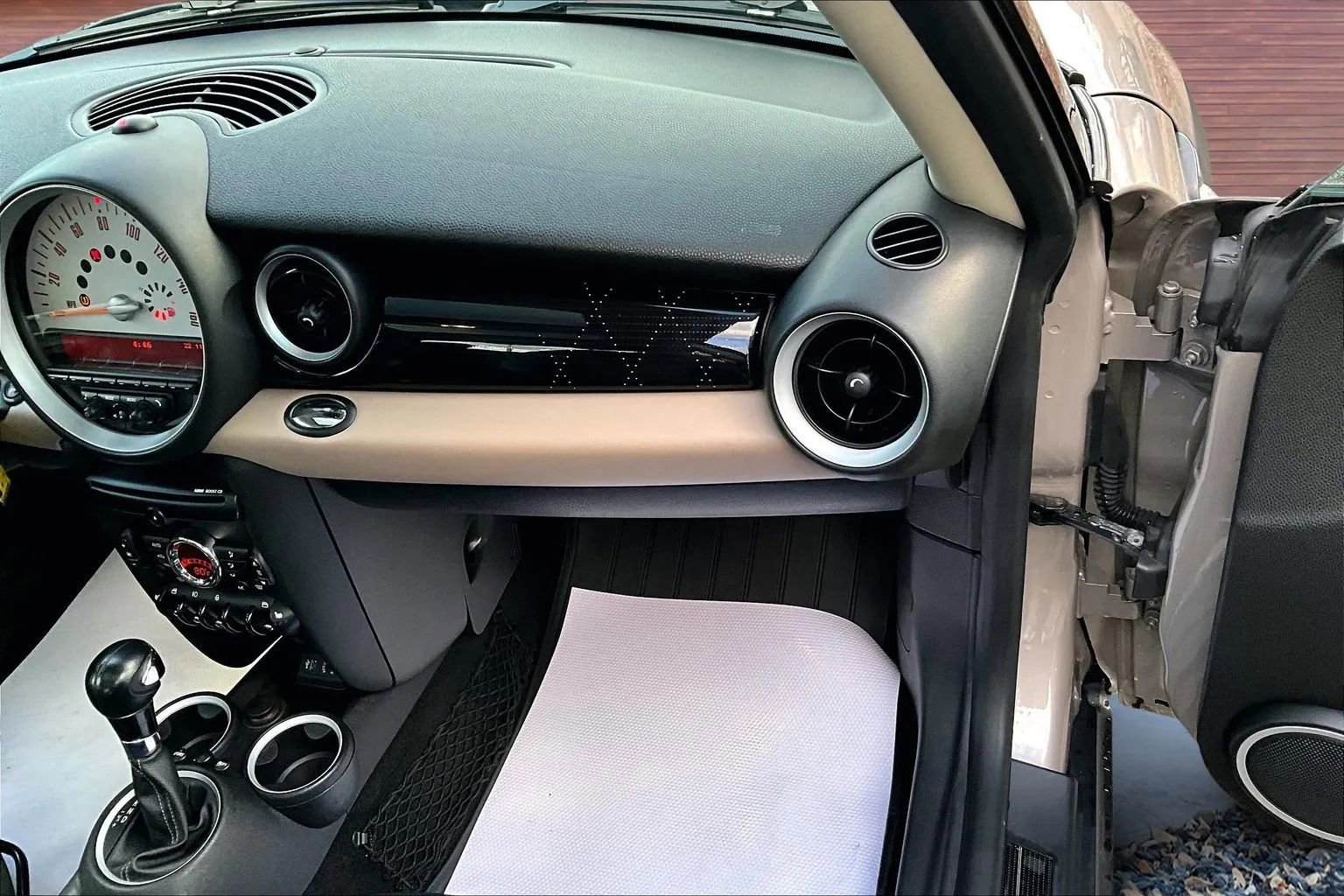 Used 2013 MINI Cooper Hardtop image 16