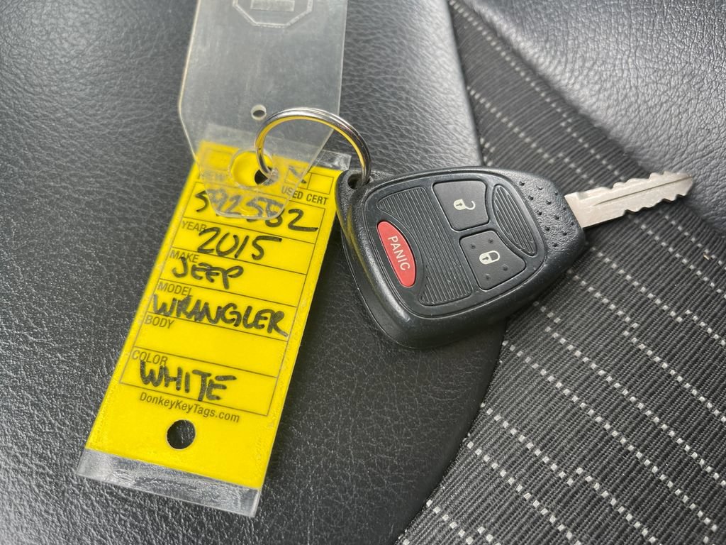 Used 2015 Jeep Wrangler Unlimited Sport AWD/4WD image 28