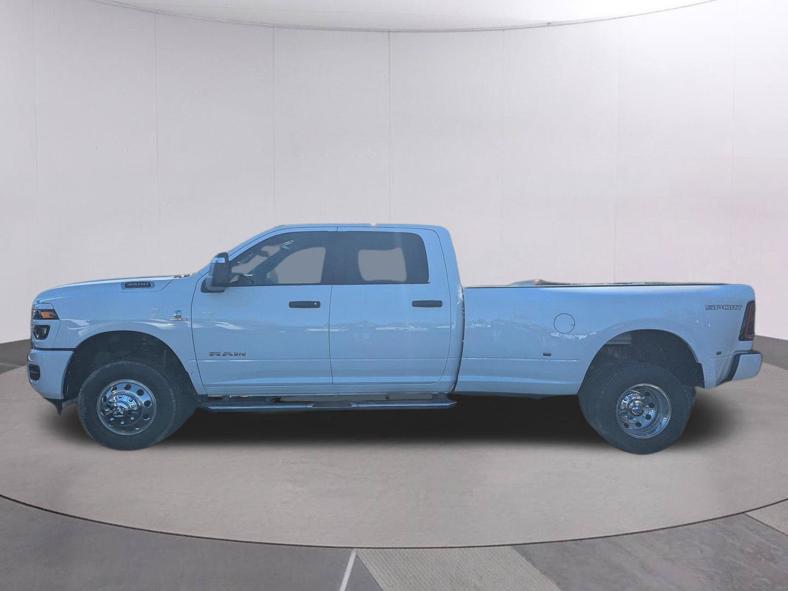 New 2026 RAM 3500 Big Horn AWD/4WD image 2