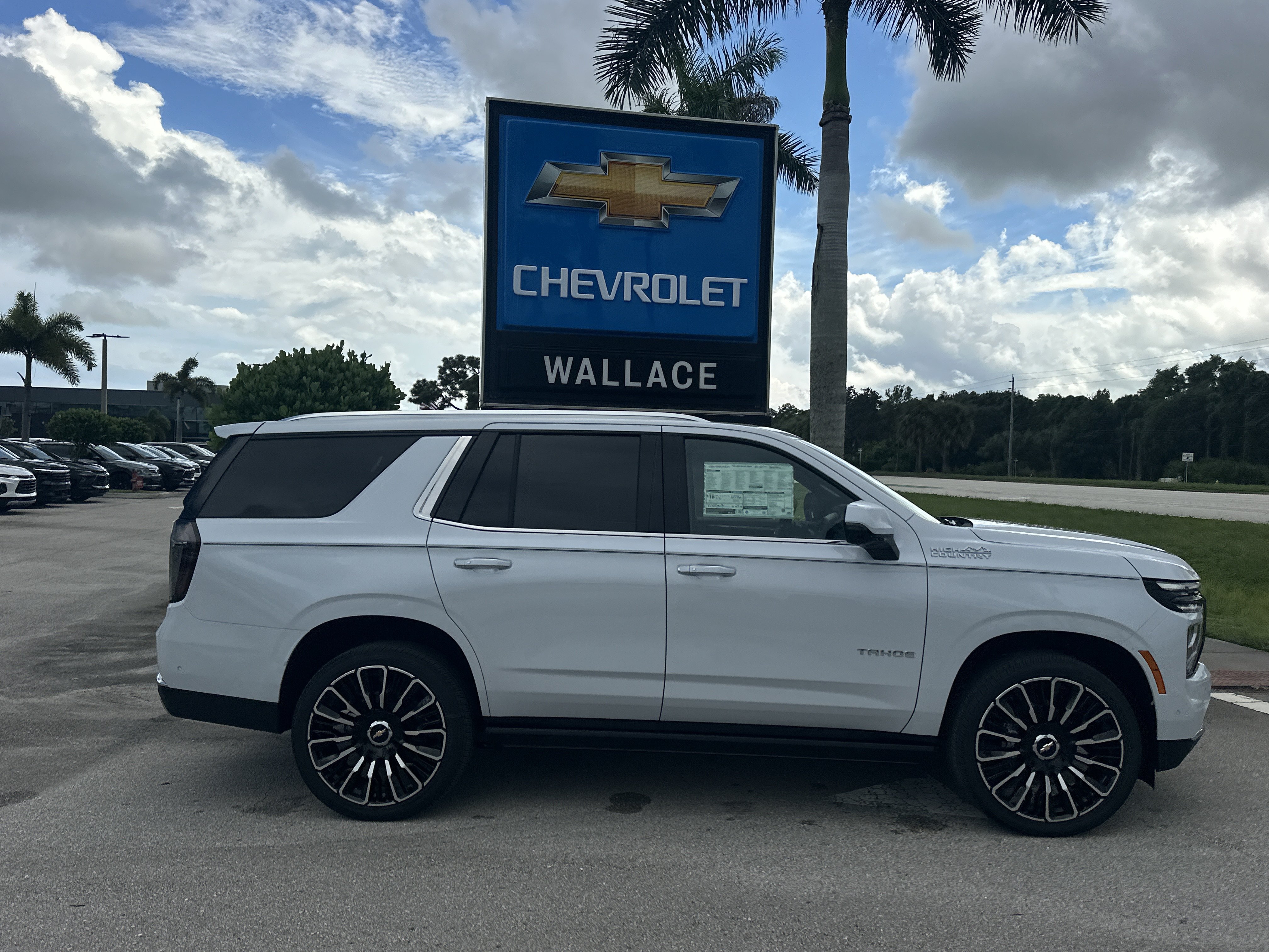New 2026 Chevrolet Tahoe High Country AWD/4WD image 5