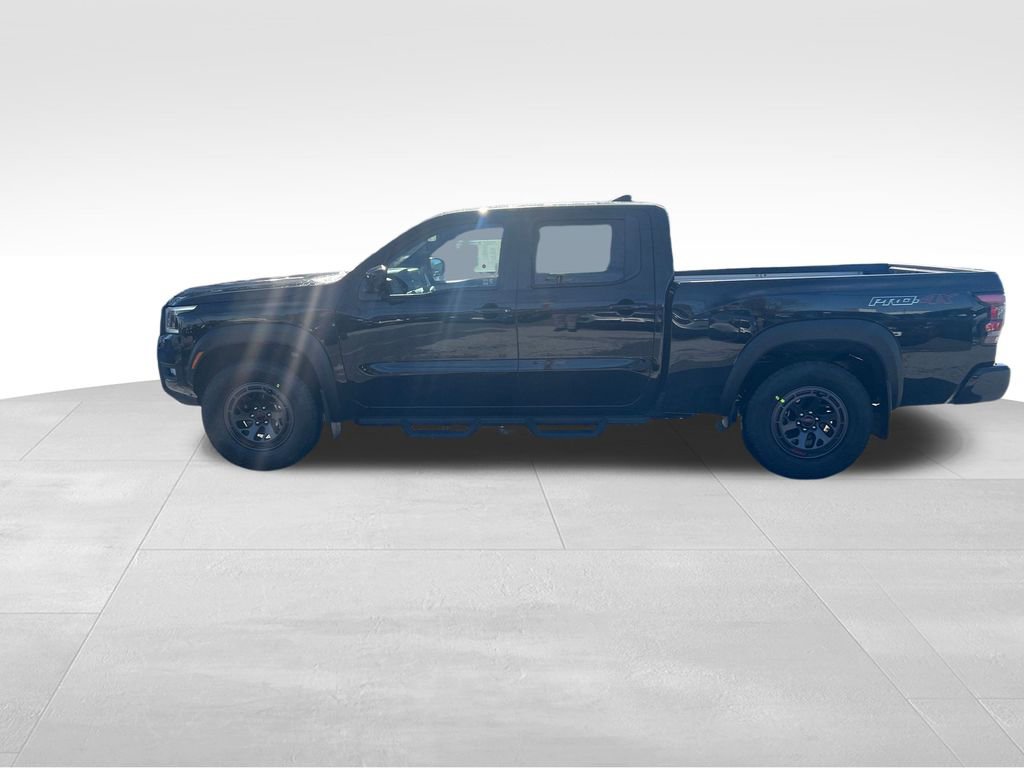 New 2025 Nissan Frontier PRO-4X w/ Pro Convenience Package image 3