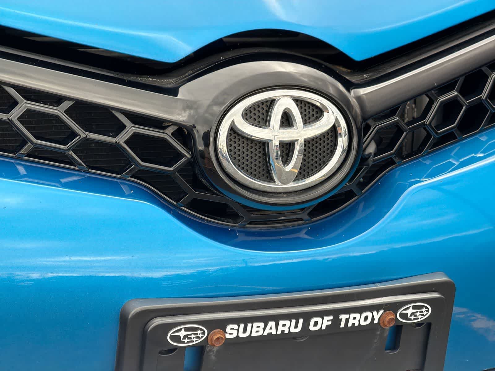 Used 2017 Toyota Corolla iM FWD image 12