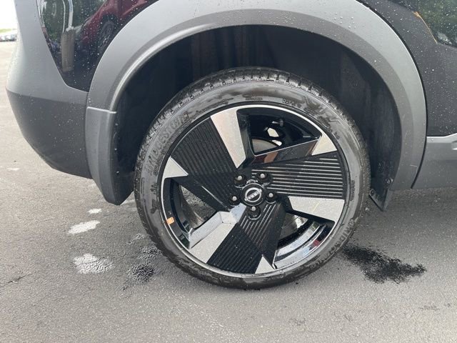 New 2025 Nissan Kicks SR image 36