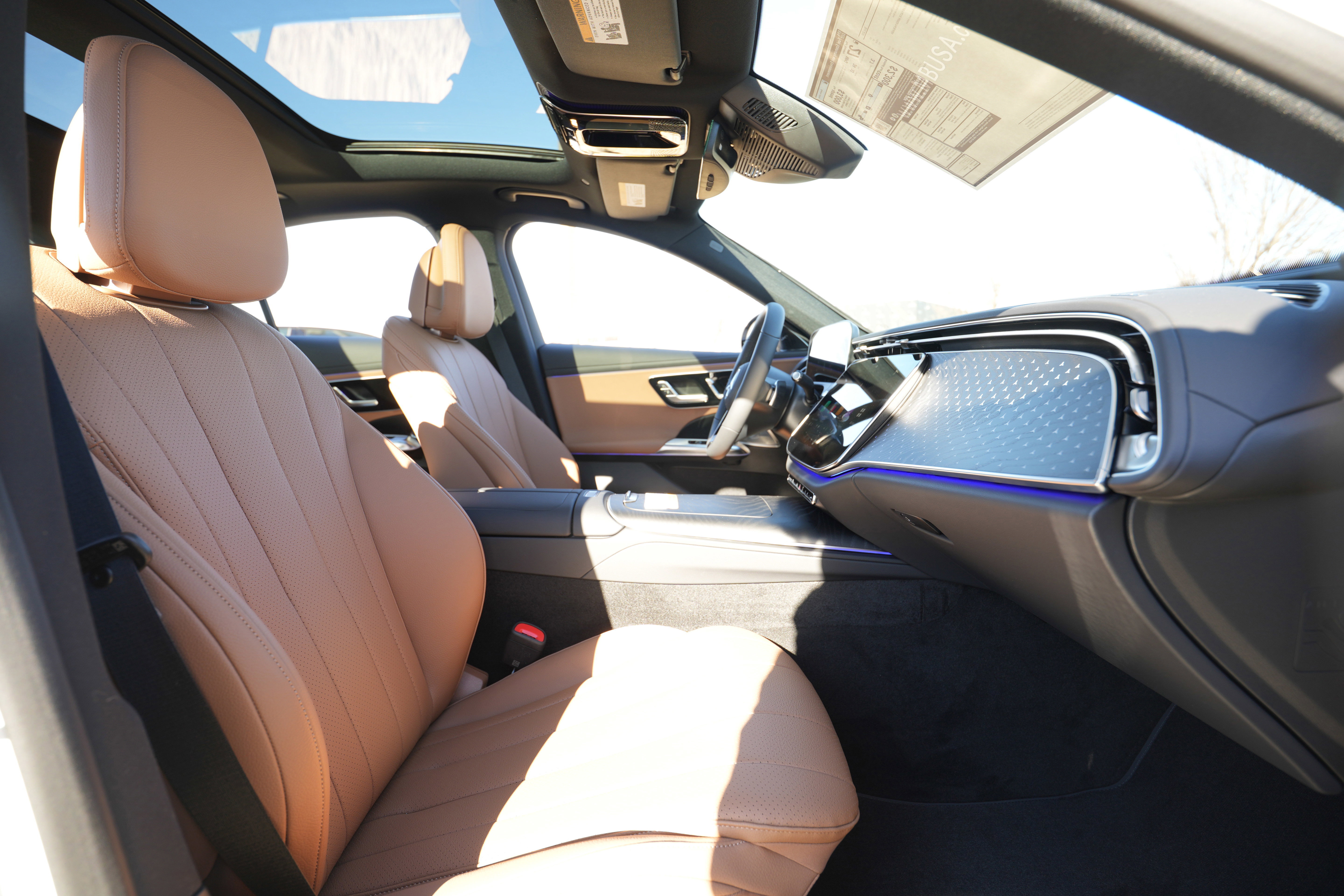 New 2026 Mercedes-Benz E 350 4MATIC Sedan image 39