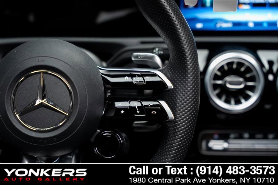 Used 2025 Mercedes-Benz CLA 35 AMG 4MATIC image 17