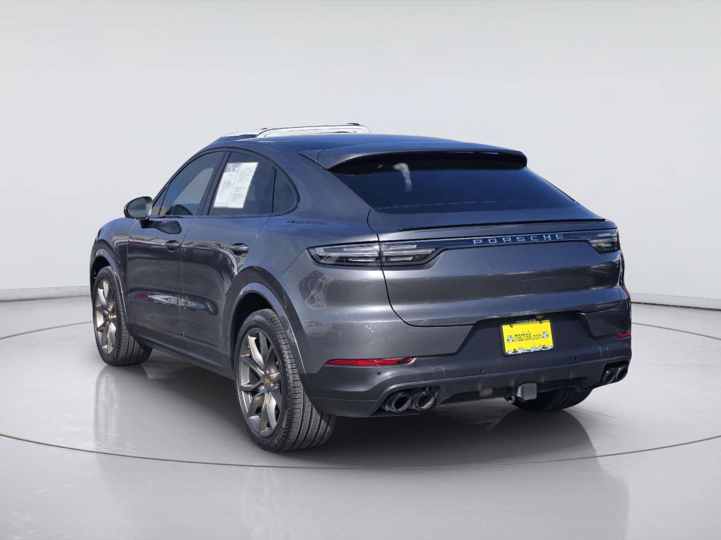Used 2022 Porsche Cayenne Platinum Edition AWD/4WD image 6