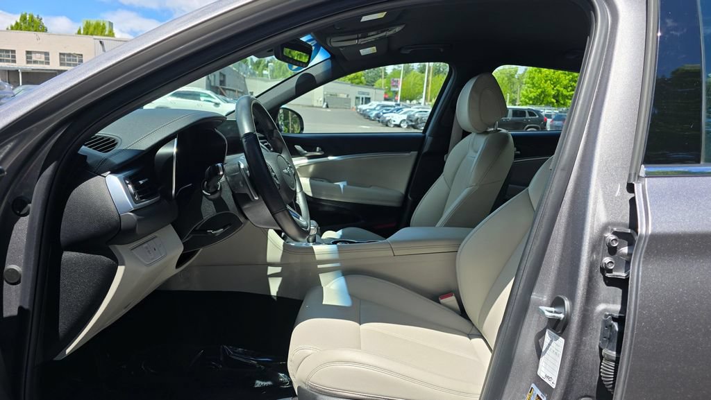 Used 2023 Genesis G70 2.0T AWD/4WD image 20