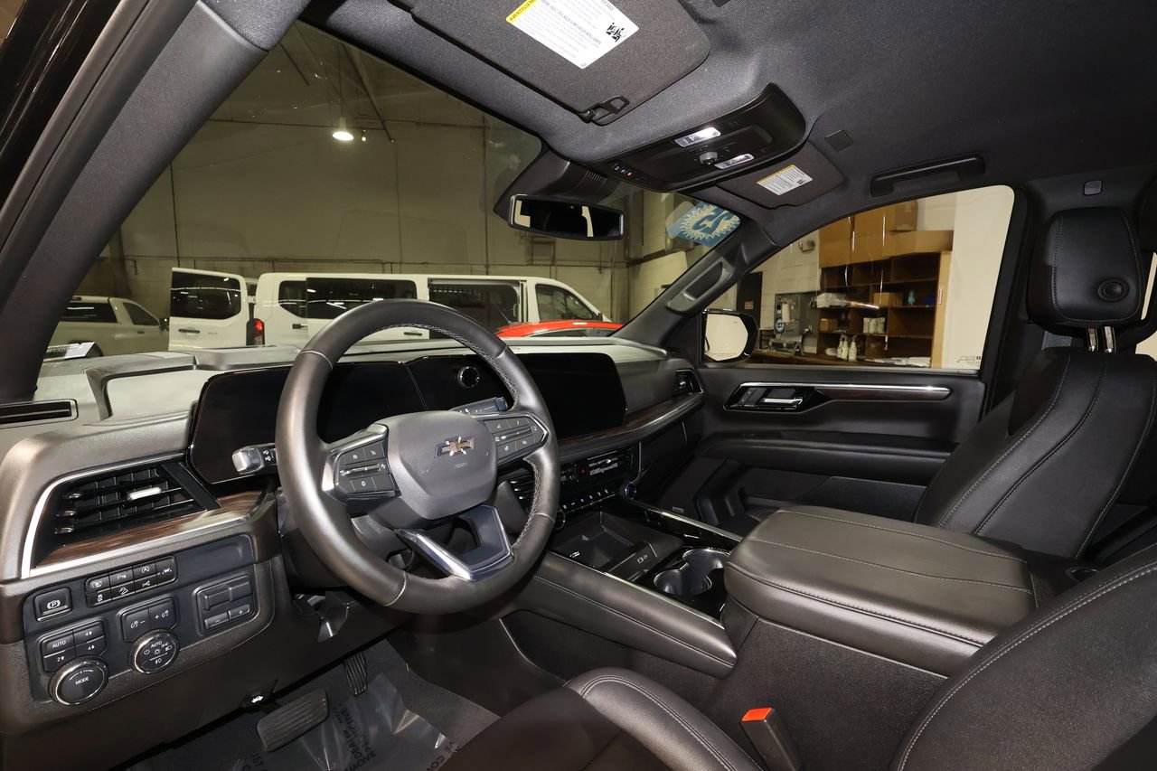 Certified 2025 Chevrolet Tahoe Z71 w/ Comfort Package image 9