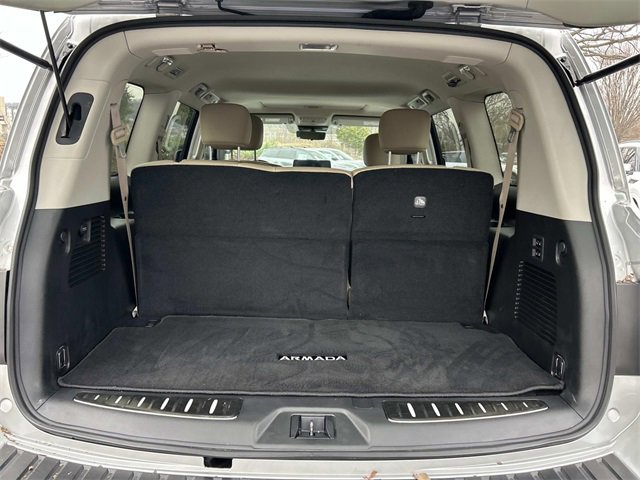 Used 2024 Nissan Armada Platinum w/ Captain's Chairs Package image 13