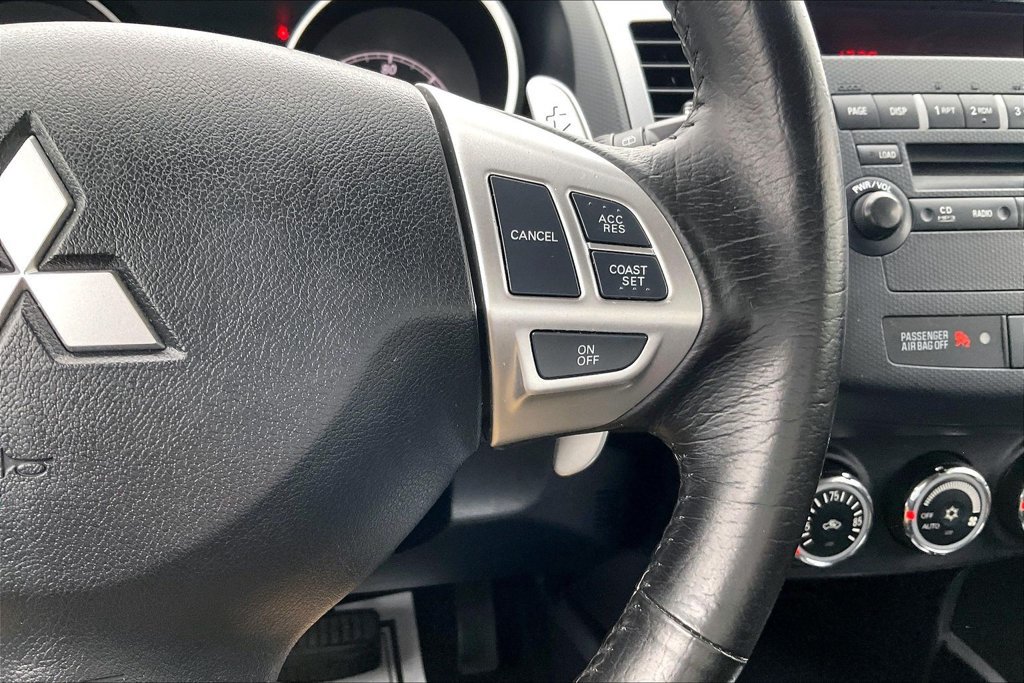Used 2013 Mitsubishi Outlander SE AWD/4WD image 22