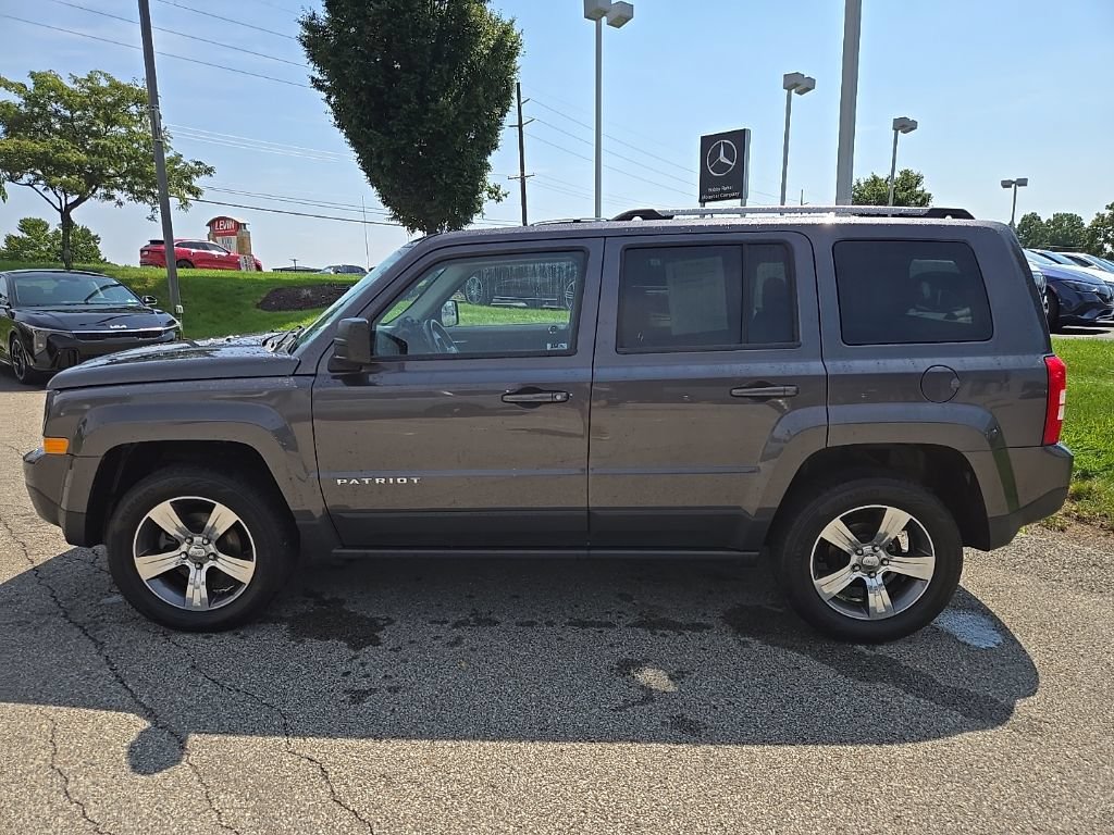 Used 2017 Jeep Patriot High Altitude AWD/4WD image 11