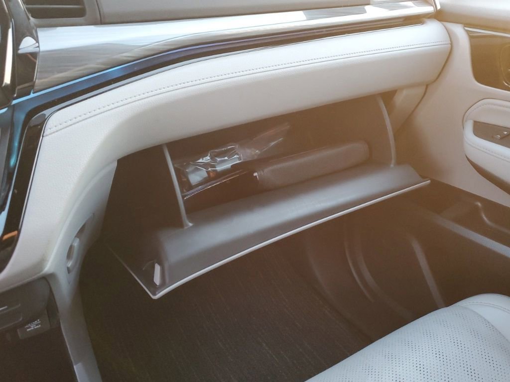 Used 2023 Honda Odyssey Elite image 25