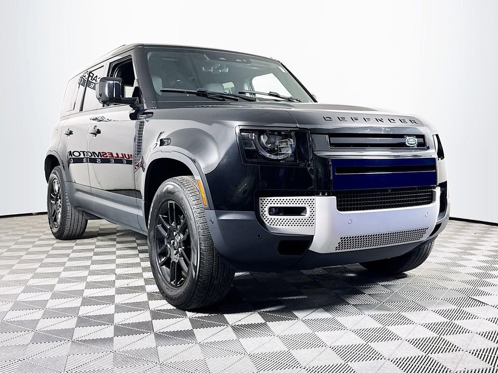 Used 2025 Land Rover Defender 110 S image 1