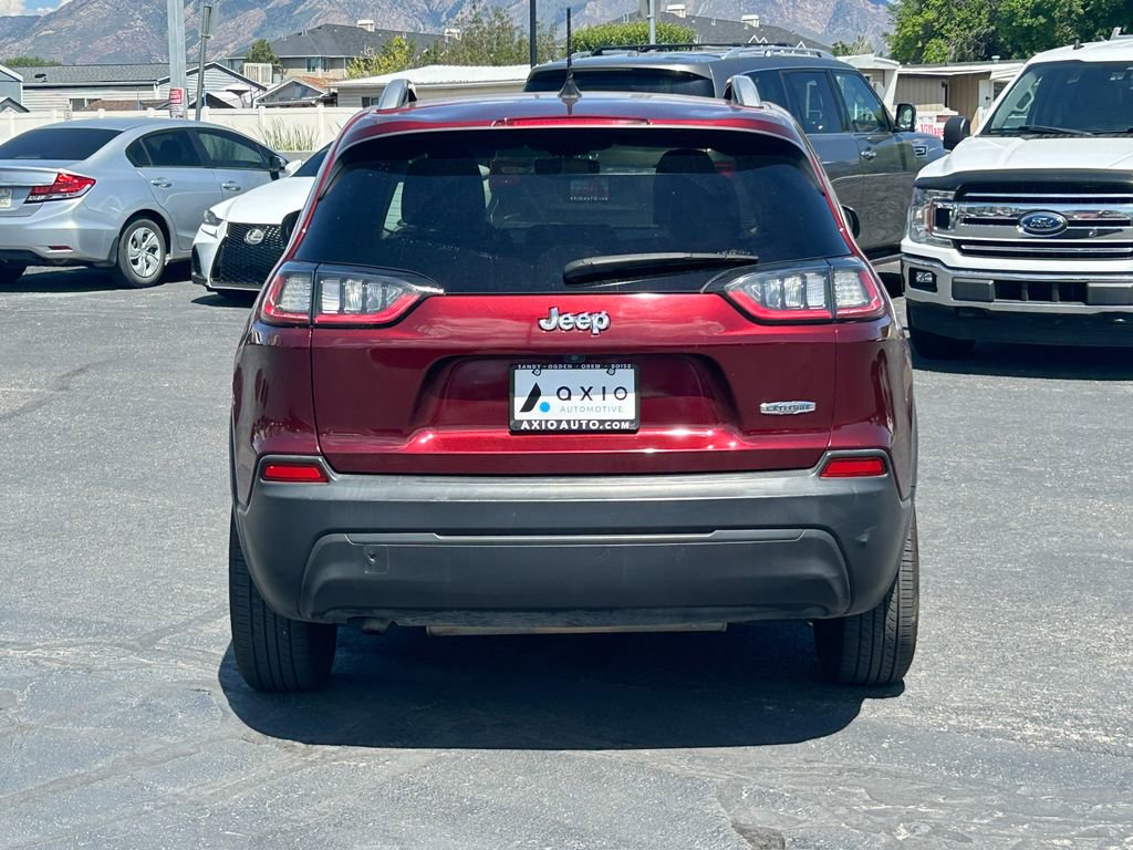Used 2019 Jeep Cherokee Latitude Plus w/ Comfort/Convenience Group FWD image 6