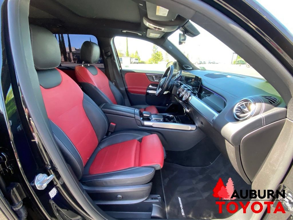 Used 2021 Mercedes-Benz GLB 250 4MATIC image 15