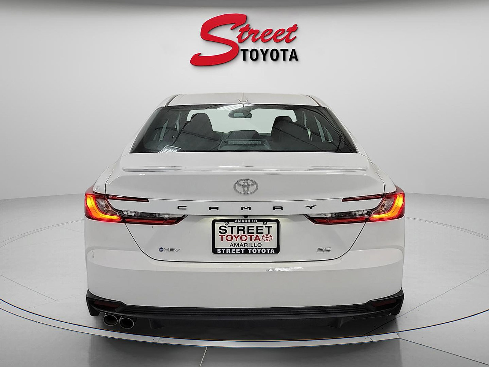 Certified 2025 Toyota Camry SE FWD image 3