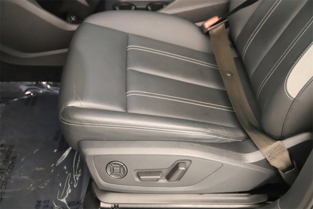 Used 2023 Audi Q4 e-tron Premium Plus w/ Premium Plus image 26