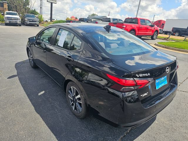 Used 2023 Nissan Versa SV FWD image 6