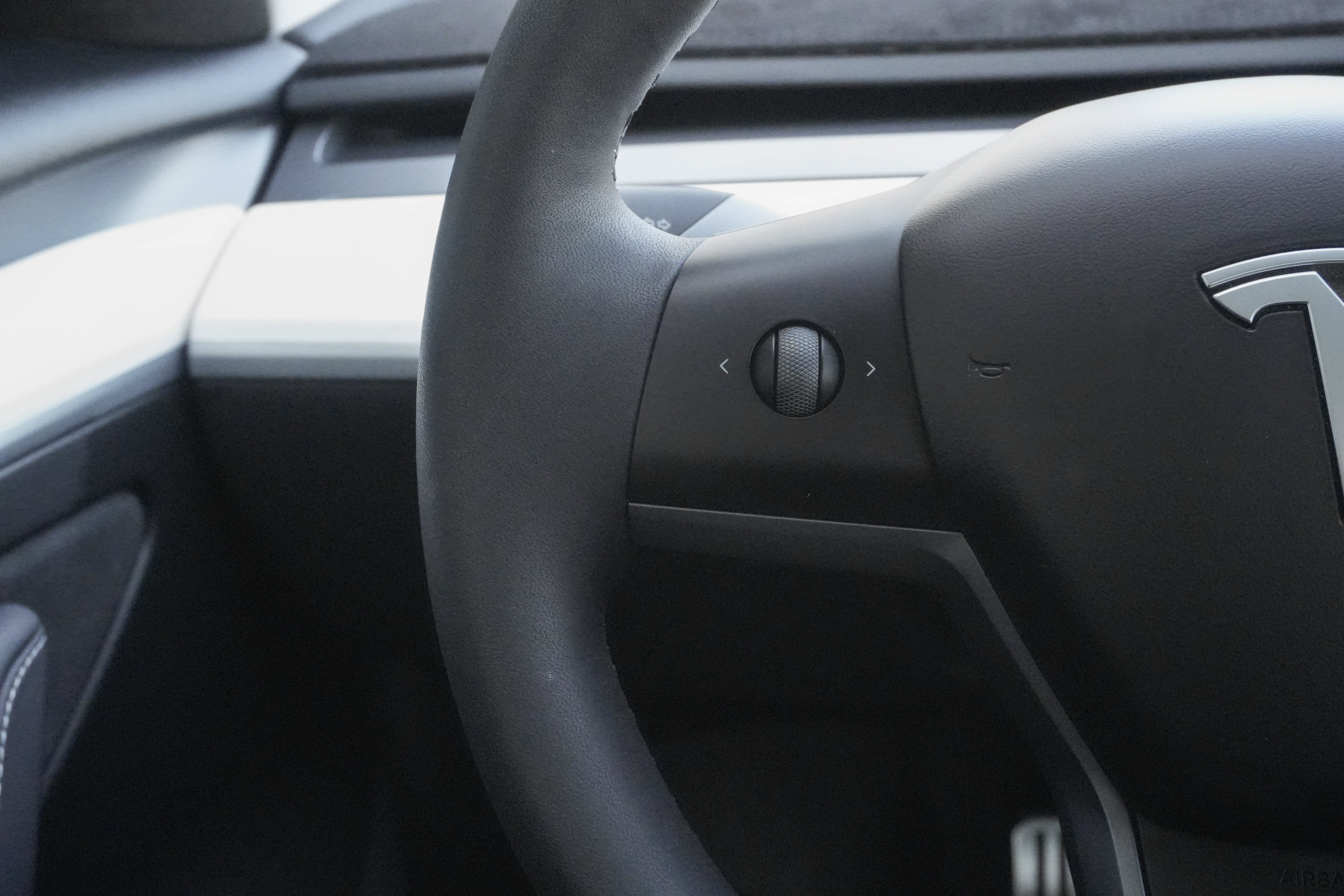 Used 2023 Tesla Model 3 Standard Range RWD image 16