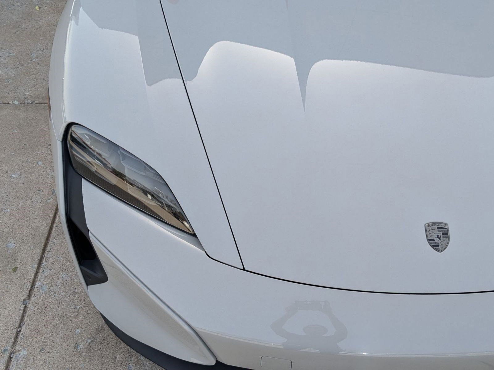 New 2025 Porsche Taycan Turbo AWD/4WD image 12