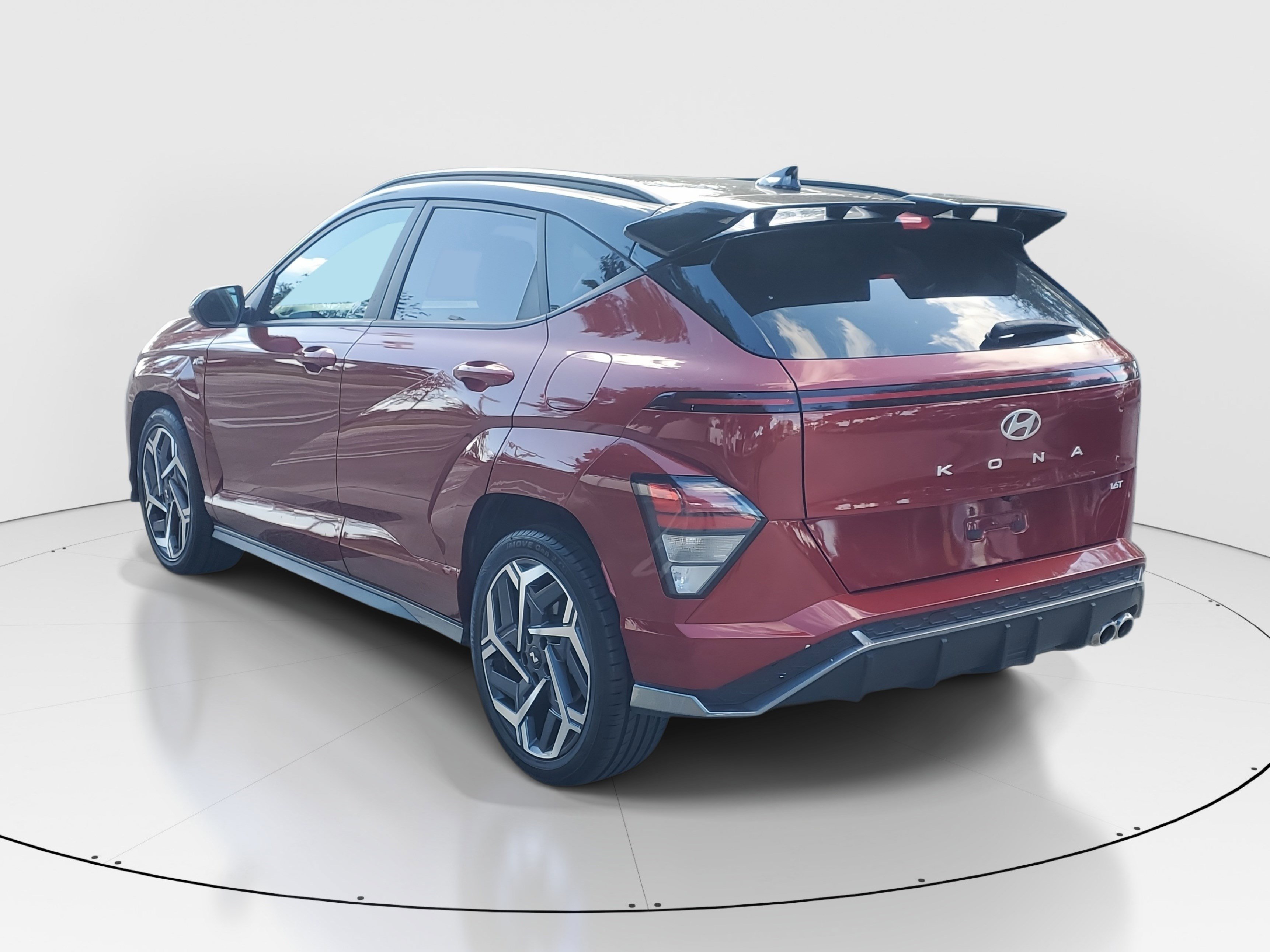 Used 2024 Hyundai Kona N Line image 5