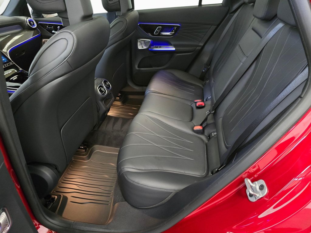 New 2025 Mercedes-Benz GLC 63 AMG S image 17