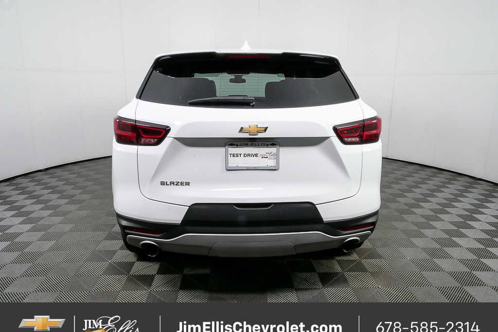 Certified 2025 Chevrolet Blazer LT FWD image 27