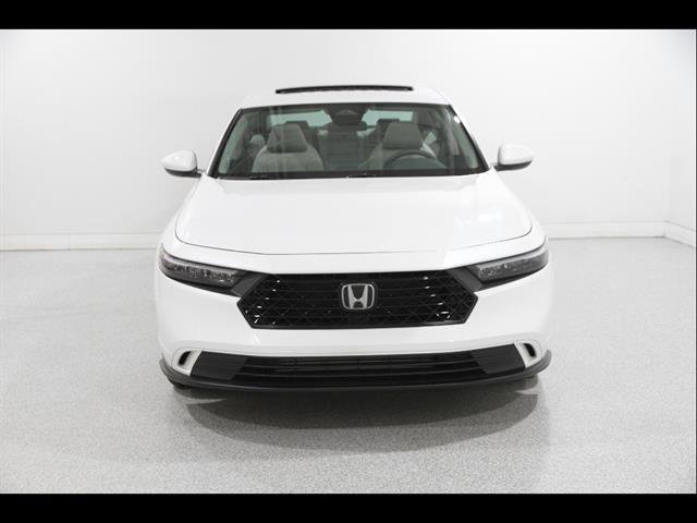 Used 2024 Honda Accord EX image 2