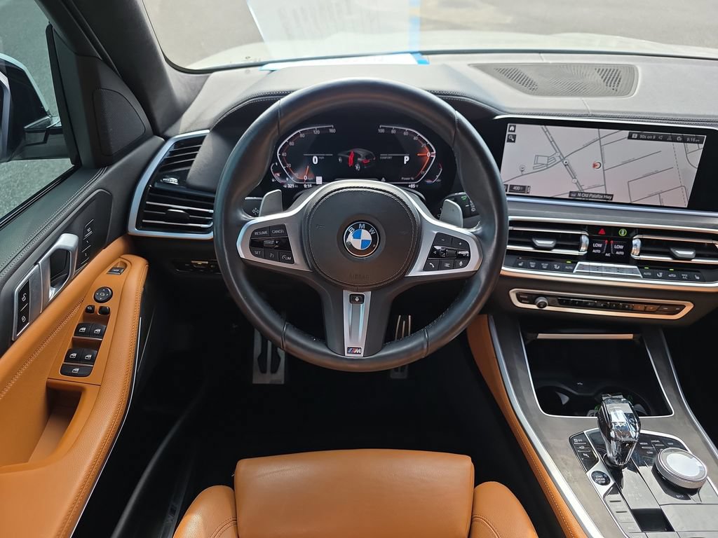 Used 2022 BMW X5 xDrive40i w/ M Sport Package AWD/4WD image 15