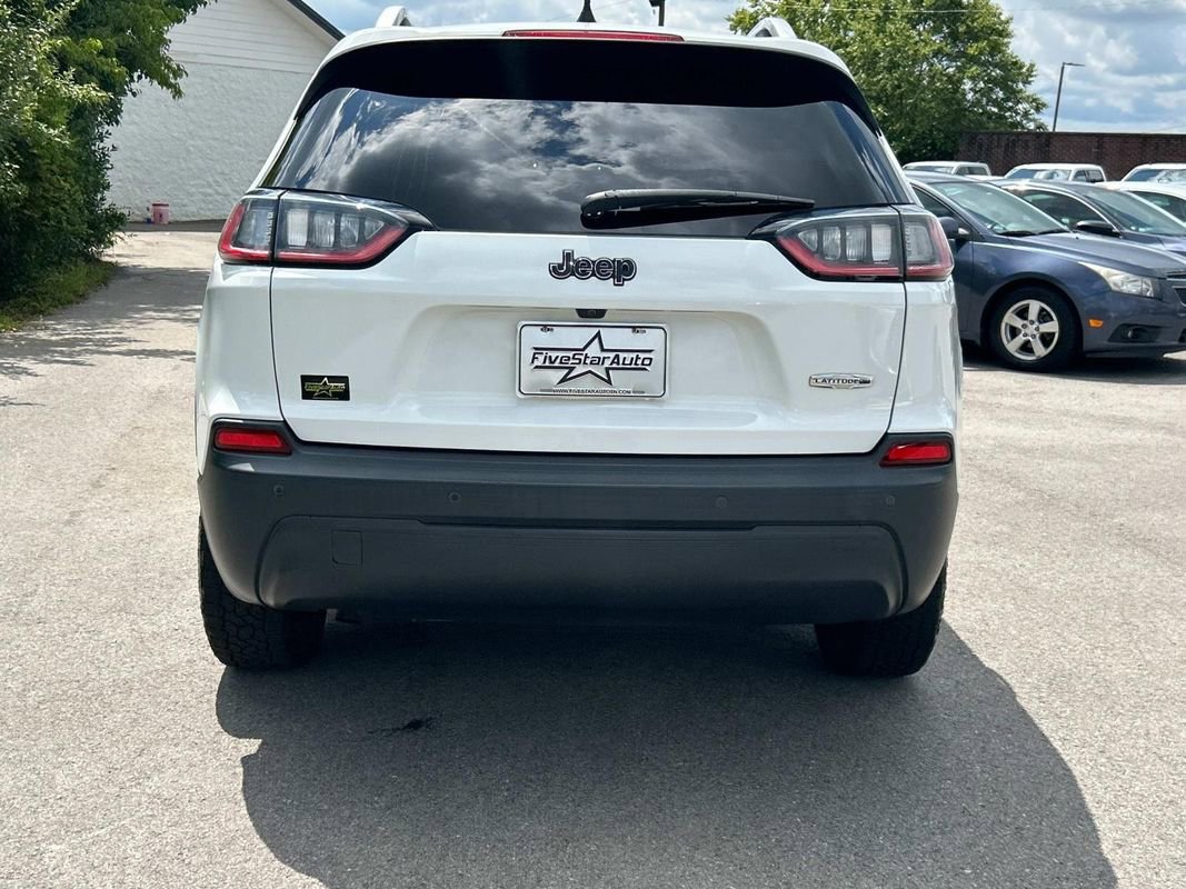 Used 2020 Jeep Cherokee Latitude Plus image 4